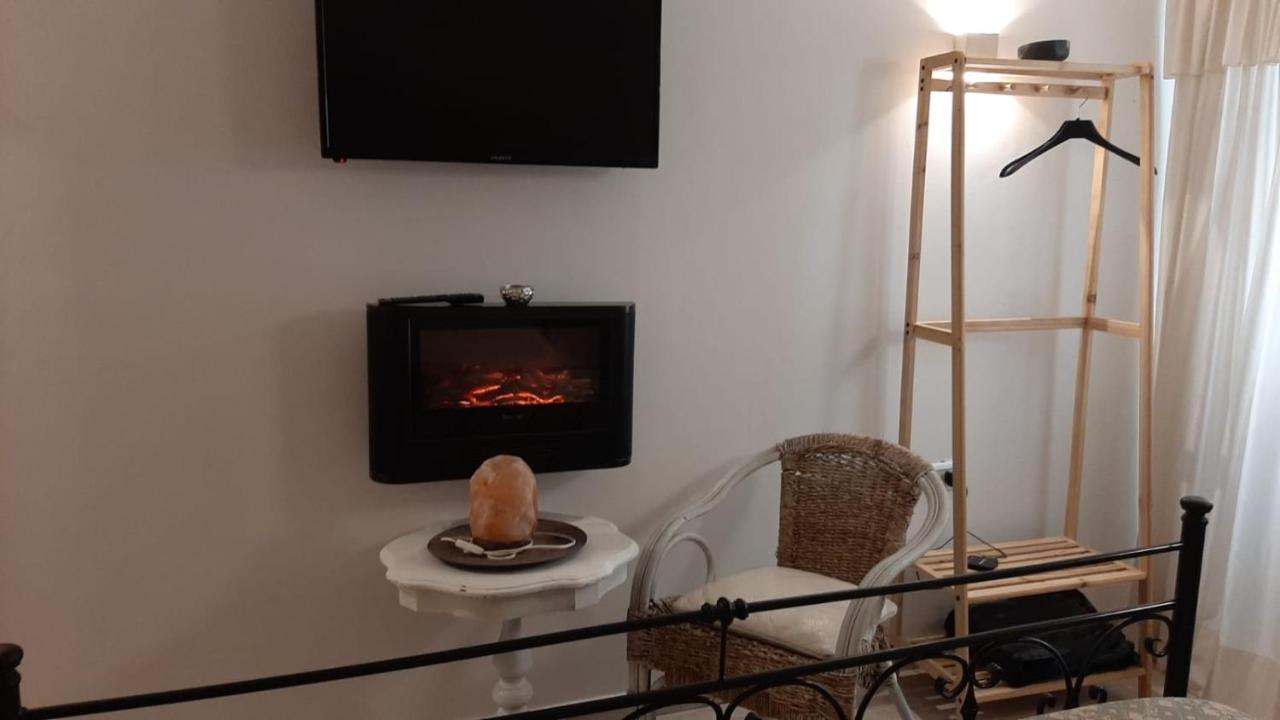 La Nicchia Del Borgo Apartment Taranto Luaran gambar